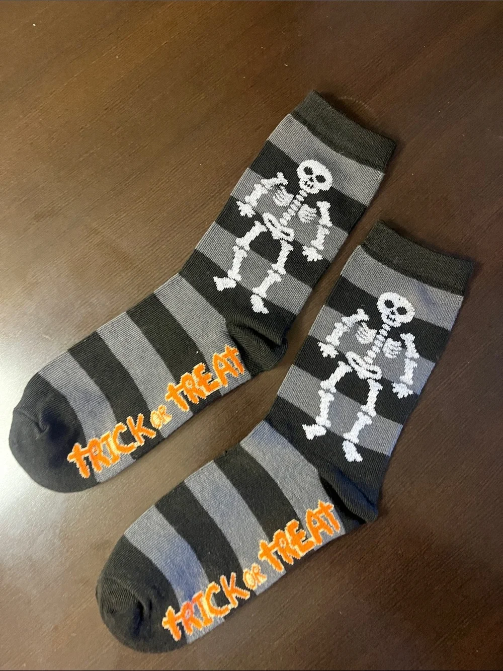 Trick or Treat Halloween Skeleton Crew Socks
